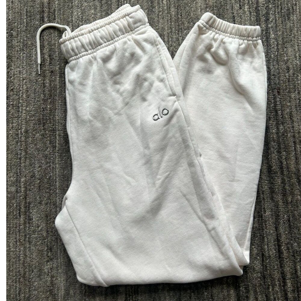Alo Yoga White Accolade Sweatpants S